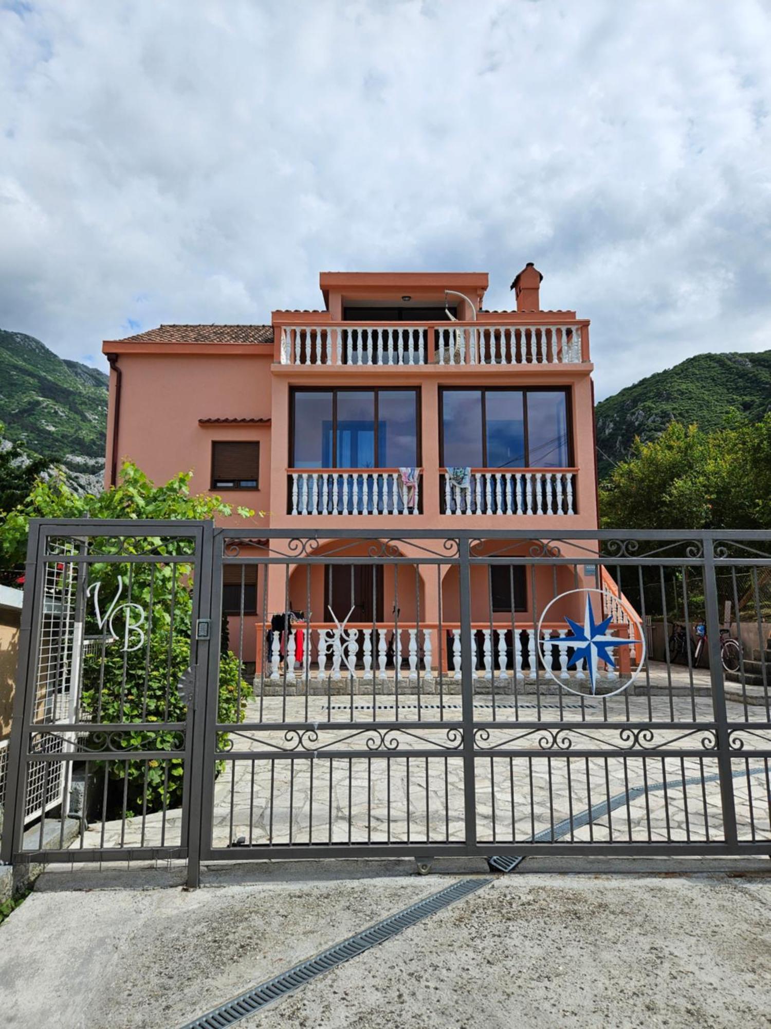 Apartment Vento Di Bocche Kotor Extérieur photo